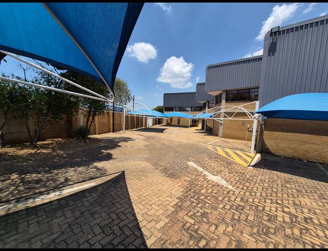 7,500M² WAREHOUSE FOR SALE IN BENROSE